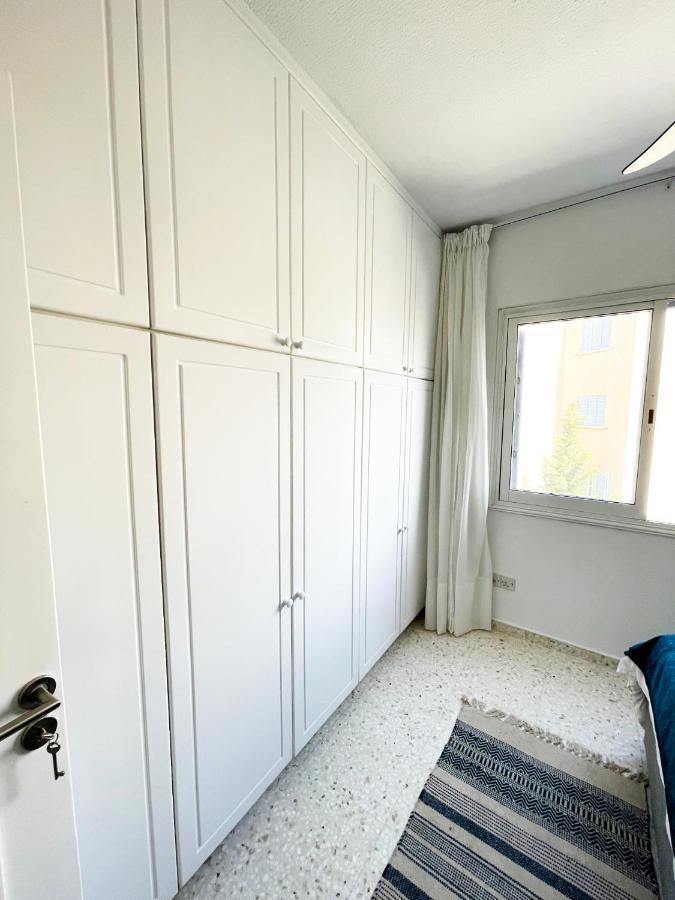 Direct Sea View & Quality Bed - Kings Palace 1 Bed Paphos Exterior foto