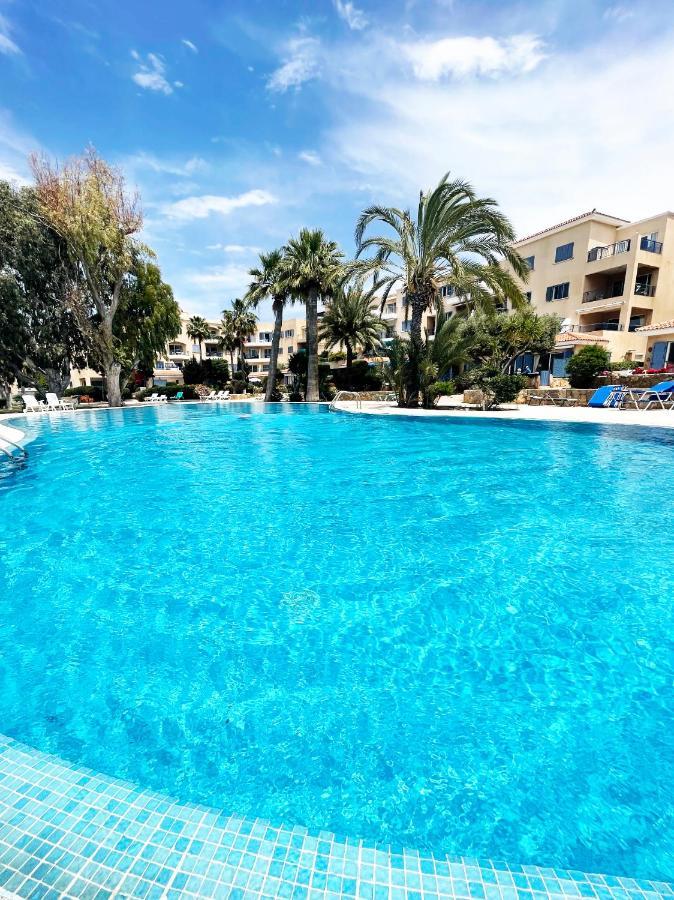 Direct Sea View & Quality Bed - Kings Palace 1 Bed Paphos Exterior foto