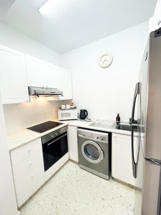 Direct Sea View & Quality Bed - Kings Palace 1 Bed Paphos Exterior foto
