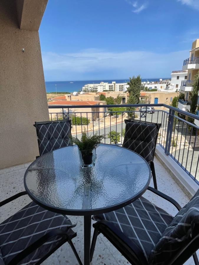 Direct Sea View & Quality Bed - Kings Palace 1 Bed Paphos Exterior foto