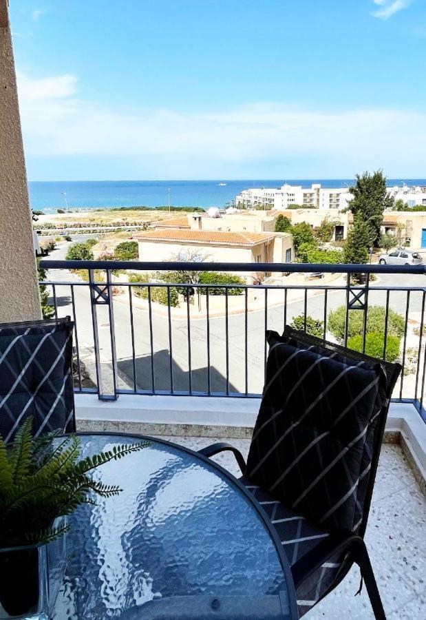 Direct Sea View & Quality Bed - Kings Palace 1 Bed Paphos Exterior foto